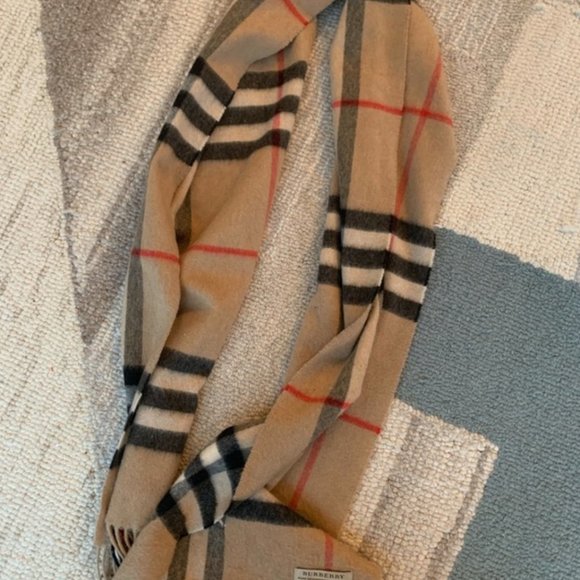 Burberry Cashmere Scarf - Picture 2 of 2